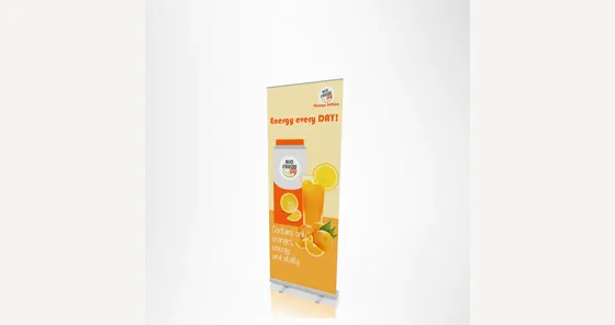 Roll screen de 0.60 × 1.60 metros con banner impreso