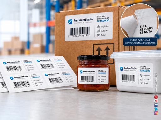 Etiquetas en papel couch&eacute; adhesivo con base de caucho Hot-Melt para packaging, log&iacute;stica y superficies de alta adherencia