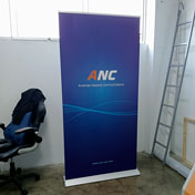 Roll up Banner Luxury 1 x 2 metros, impreso con banner pet pro liso alta resolucion 2400 dpi con parante de aluminio enrollable luxury - cliente ANC
