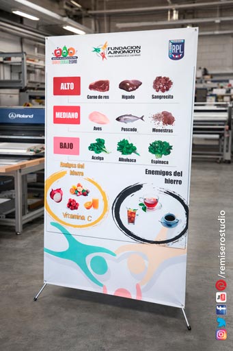 Parante Araña 1.20 × 2.00 X-Banner Stand — Enemigos del Hierro